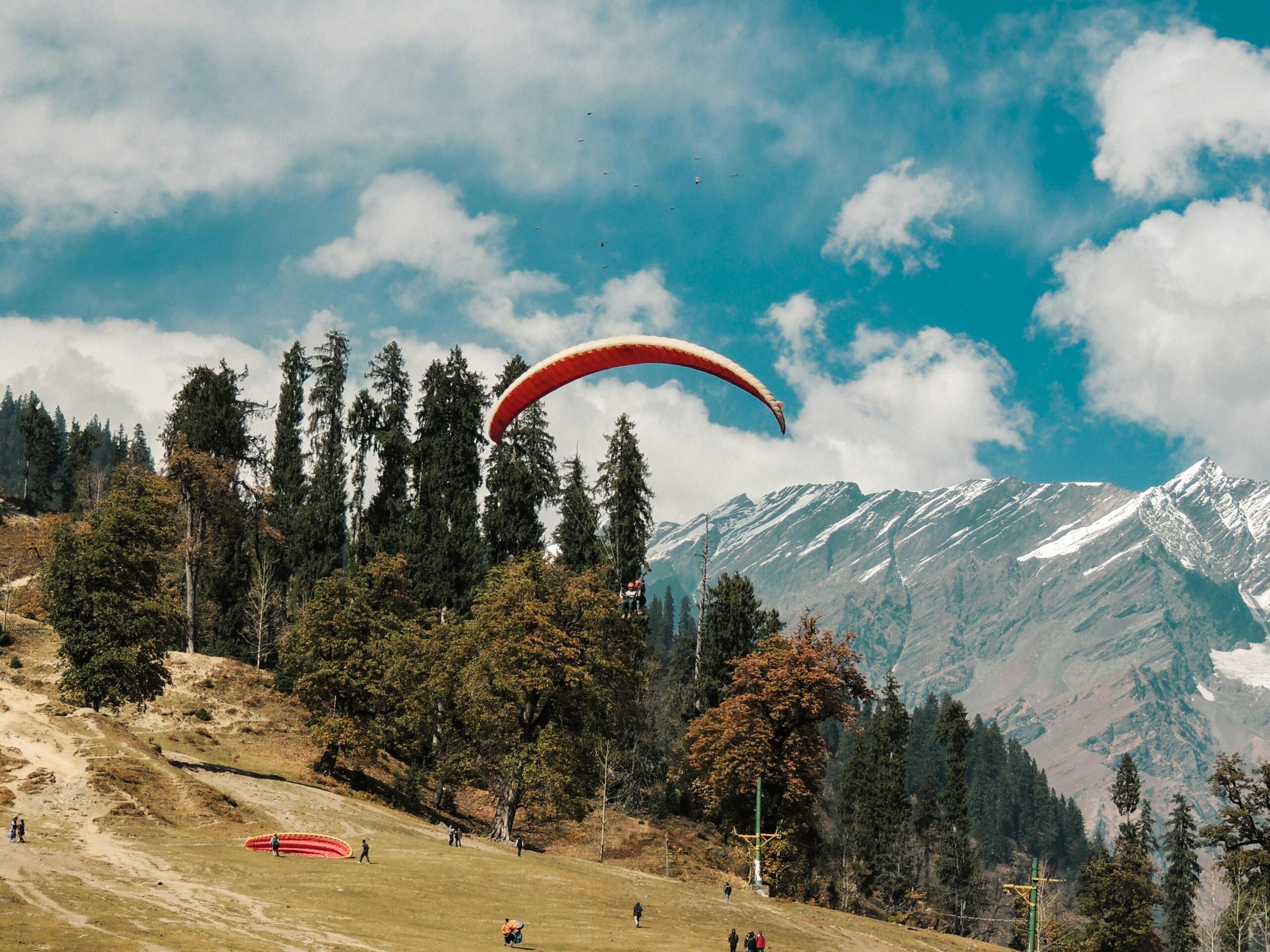 Himachal Pradesh: Top Destinations and Hotels for Summer 2025
